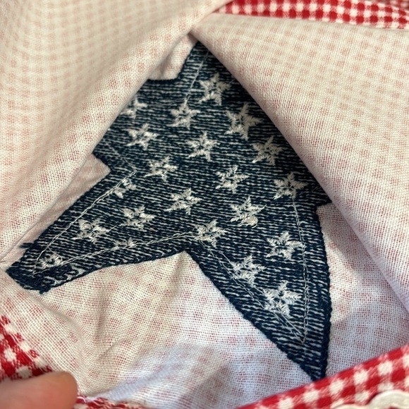 NWT PATRIOTIC HOME SWEET HOME WOODEN SIGN, GNOME AND EMBROIDERED TOWEL BUNDLE - Picture 14 of 16